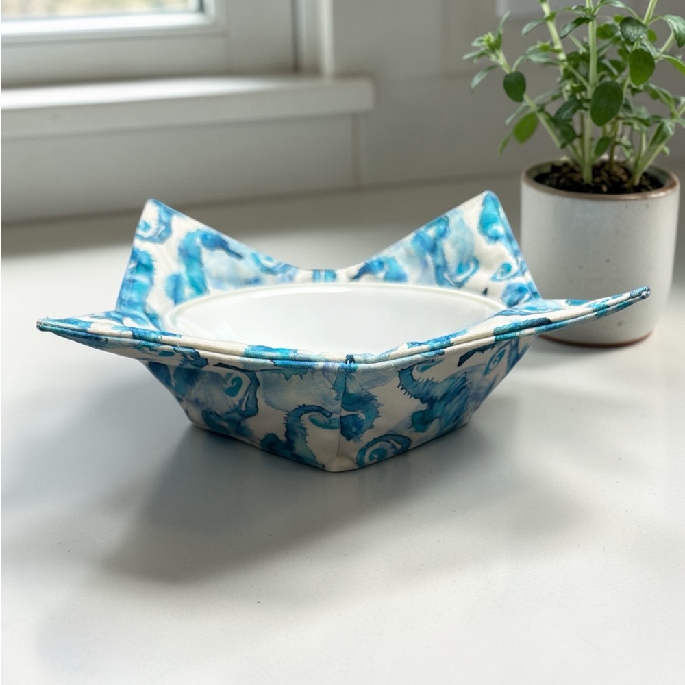 Hand Crafted Bowl Cozy Bowl Holder Microwavable Cotton Padded Blue Seahorse - Picture 7 of 11